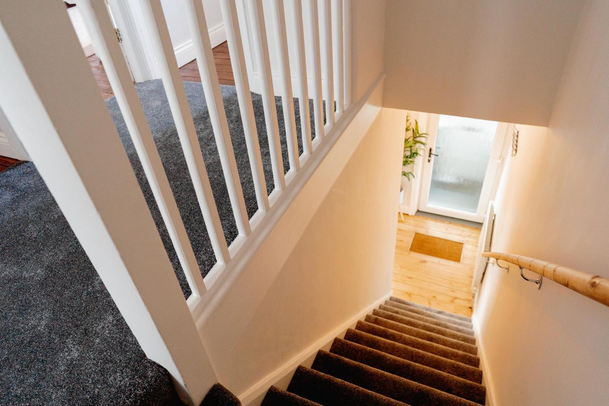 Bowling Terrace By Above Rubies - Stylish, 3 Bedroom, Pet Friendly House In סקיפטון מראה חיצוני תמונה