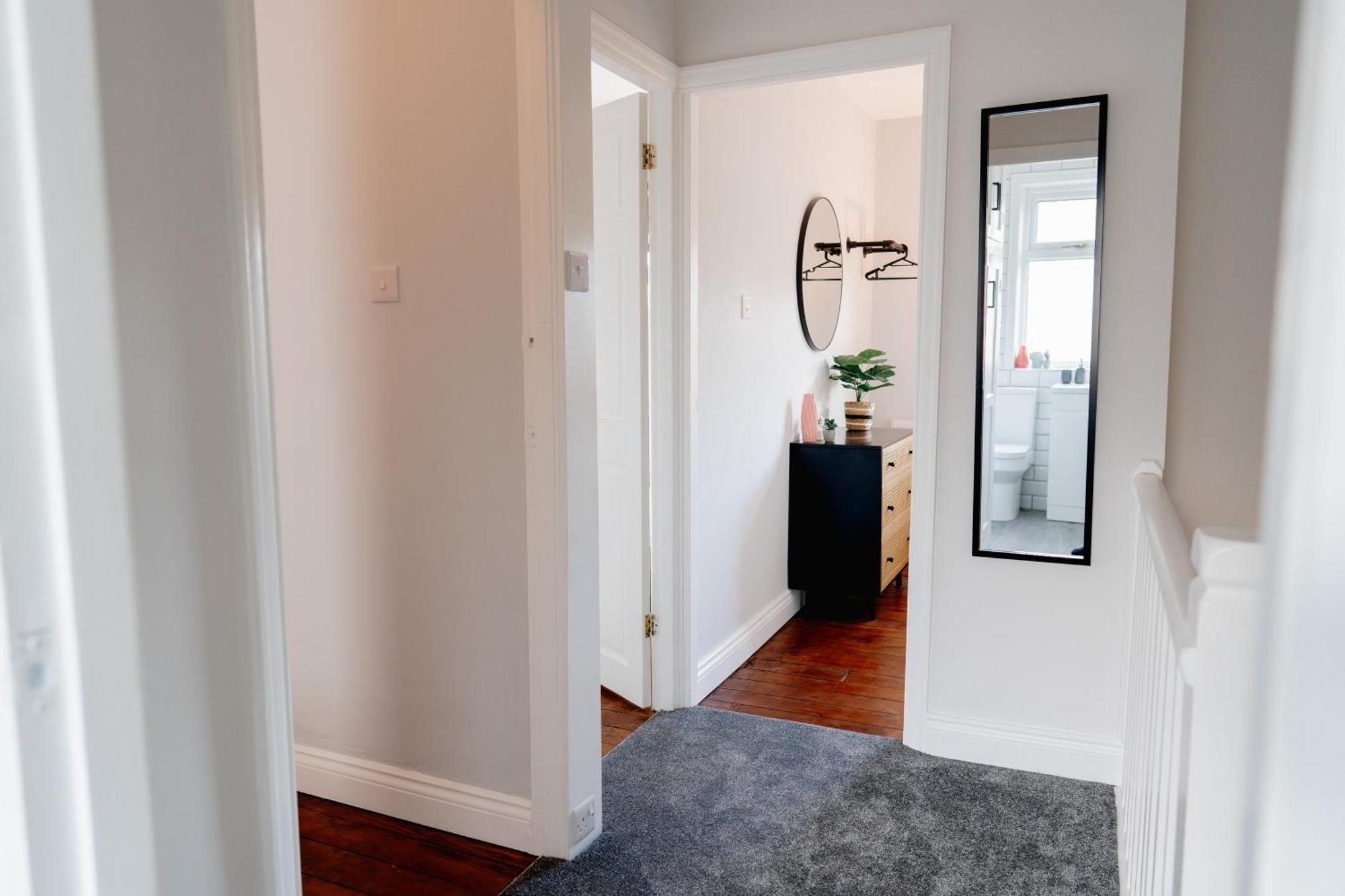 Bowling Terrace By Above Rubies - Stylish, 3 Bedroom, Pet Friendly House In סקיפטון מראה חיצוני תמונה